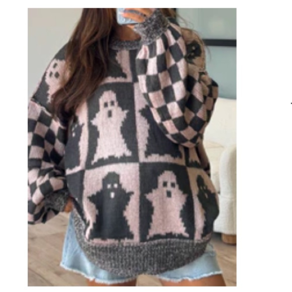 Shop Talulah Oversized Checkered Ghost Sweater | Blush/Charcoal - S